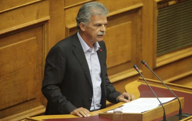 Ευθυγραμμίζεται πλήρως με ΣΥΡΙΖΑ ο Δανέλλης – Πρέπει να κλείσουμε τη συμφωνία και με την Αλβανία για να στραφούμε στην Τουρκία